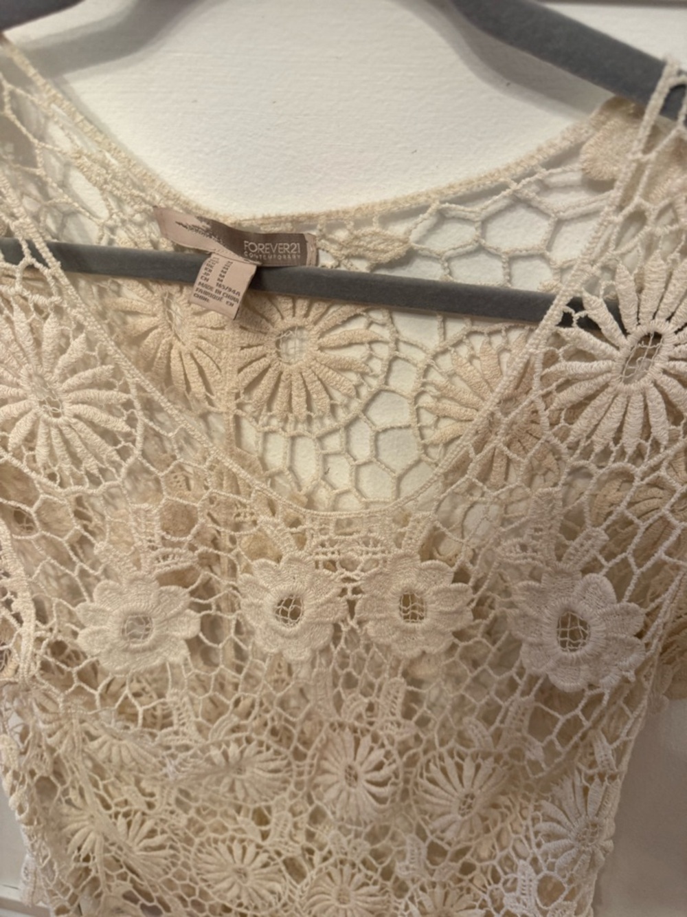Forever 21 Cream Crochet Short Sleeve Top